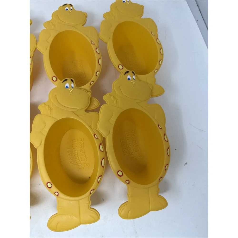 Lot of 8 Kraft Macaroni and Cheese Dinosaur Bowl Plastic Progressive